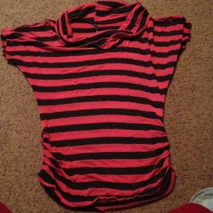 Riches side, cowl neck shirt, Jumior