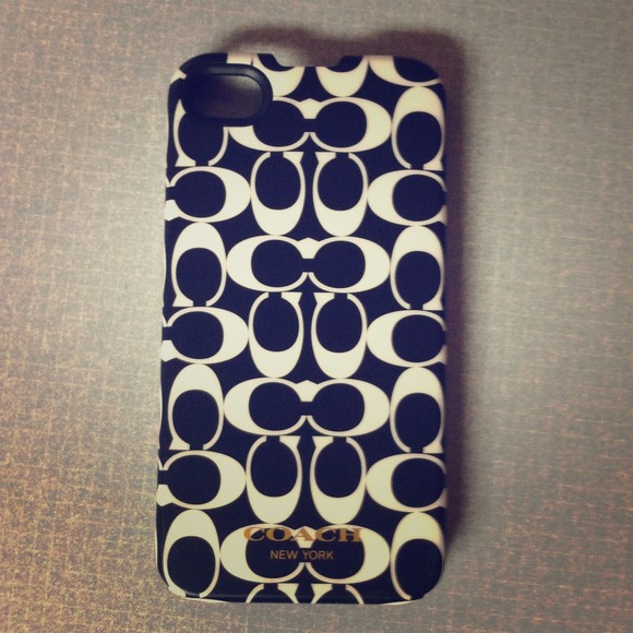 Coach iPhone 4/4S case 🌻