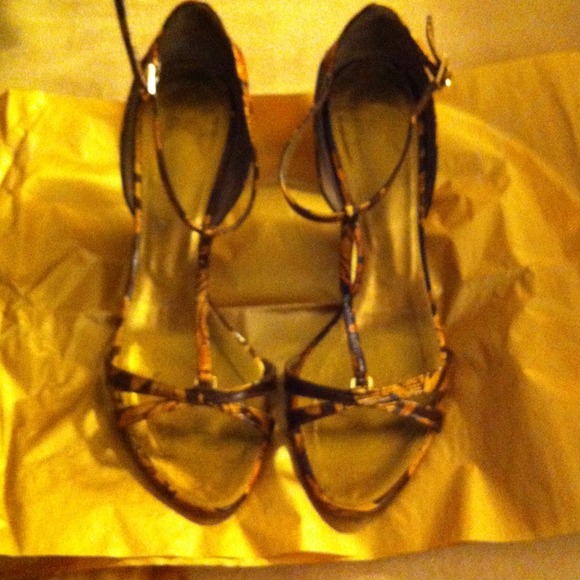 Giuseppe Zanotti T- Strap Sandals