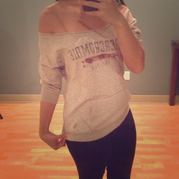 Off the shoulder gray Abercrombie sweater