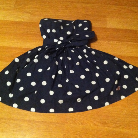 *****Reserved!*****White Polka dot hollister dress