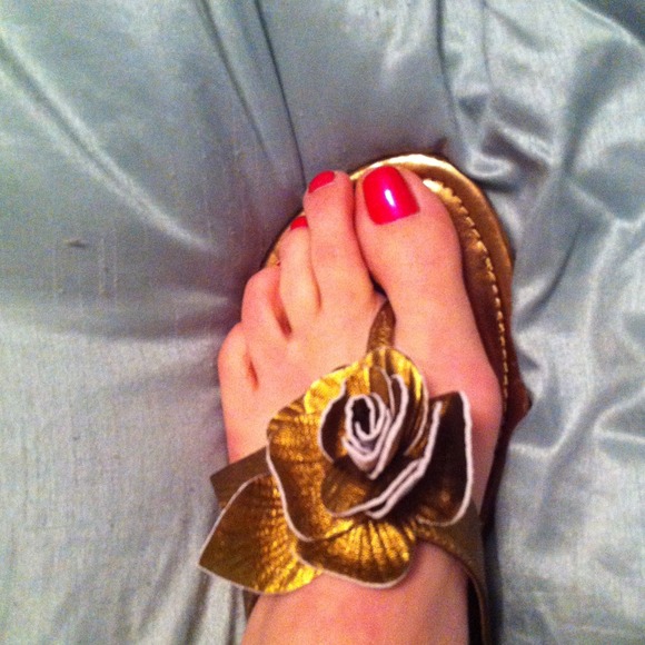 Colin Stewart Gold flip flops