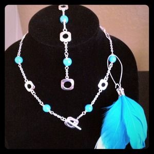 Turquoise and Silver Color Bracelet and Necklace