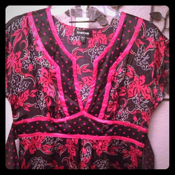Bebe top