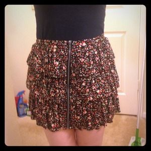 Floral 3 Ruffle Short Skirt with Zipper