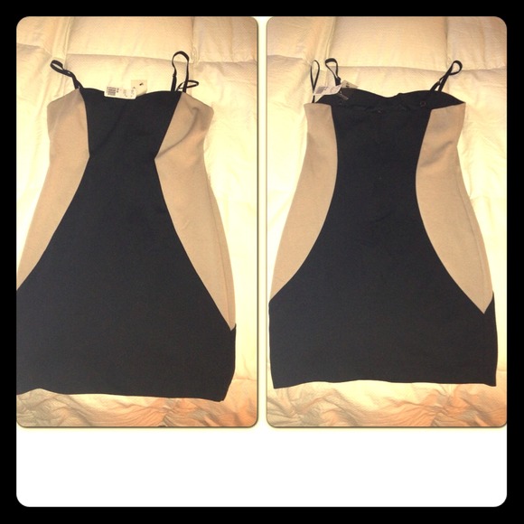 BRAND NEW Color Block Dress - Picture 1 of 1