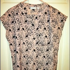 NWOT- Pale pink & black short sleeve blouse