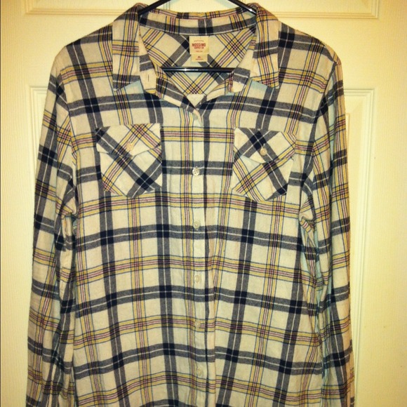 📌Reduced! Flannel Long Sleeve Shirt
