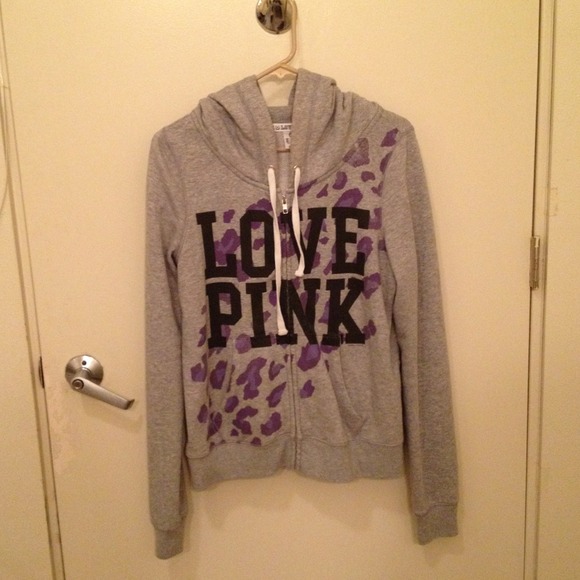 💢SOLD💢Victoria's secret Pink sweat suit Grey w/
