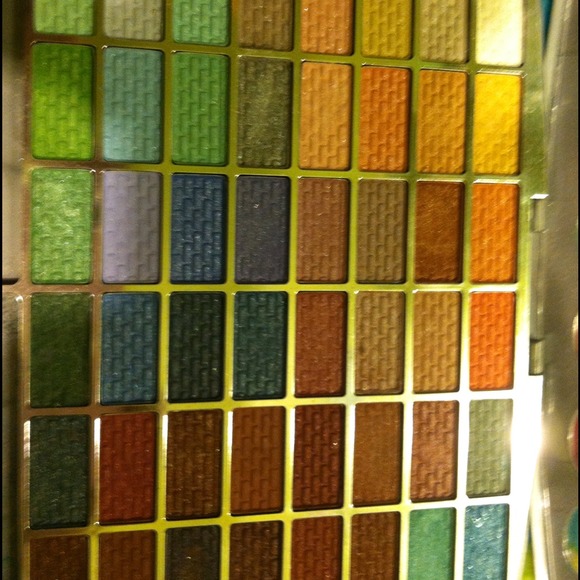 Only used a few times 💁💄 - Picture 2 of 3