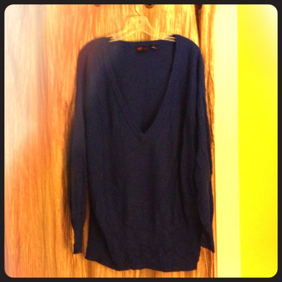 🔸SOLD🔸❗REDUCED❗Plus Size Royal Blue Sweater - Picture 1 of 1