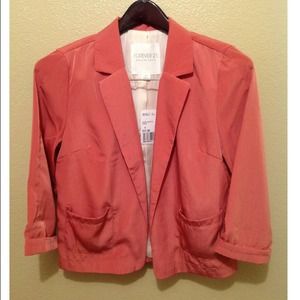 **BUNDLE** Light Blazer & Necklace