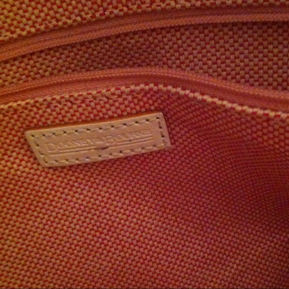 Dooney & Bourke - Picture 4 of 4