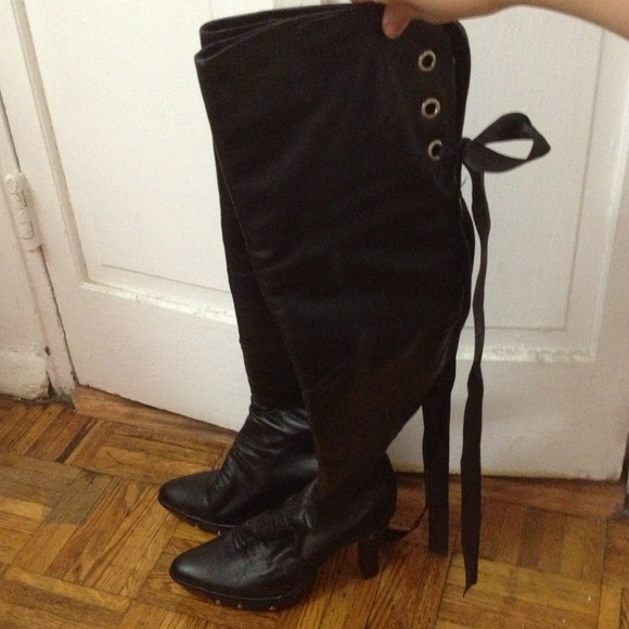 Boots - ⬇👢Over the knee black boots👢⬇