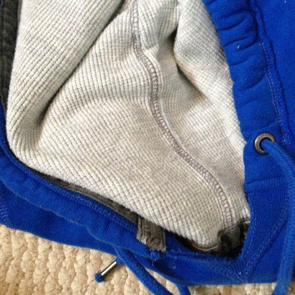 Medium Abercrombie and Fitch hoodie - Picture 2 of 3