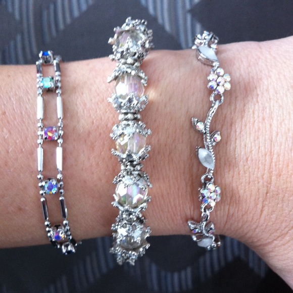 3 - bracelets