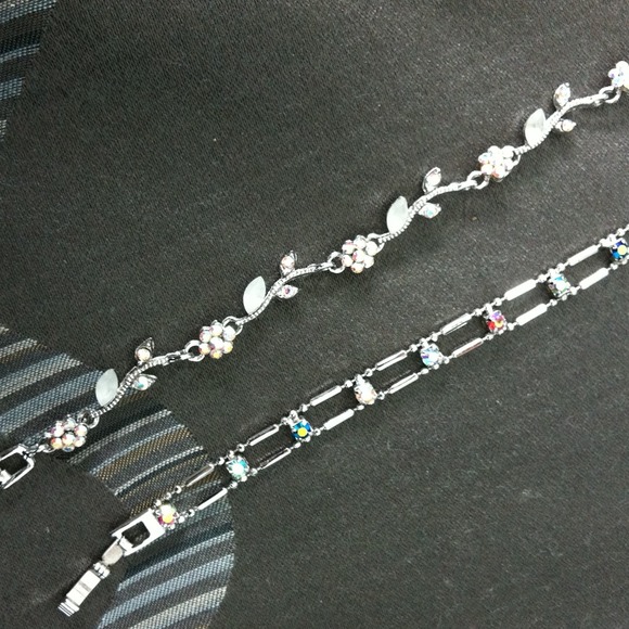 3 - bracelets - Picture 2 of 3