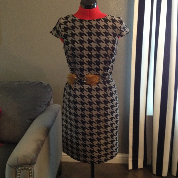NWOT Black & Grey Houndstooth Dress
