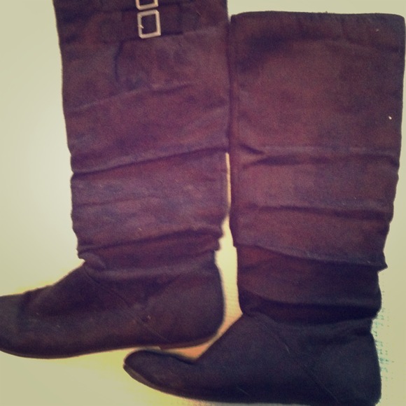 ⚡SOLD in bundle - Candies slouchy boot