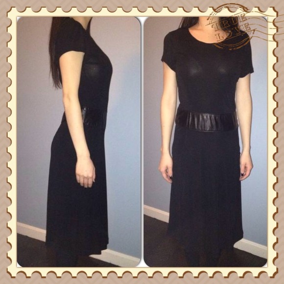 Kristin jersey dress by club Monaco. - Picture 2 of 2