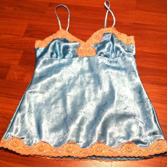 Tank top - Picture 2 of 2
