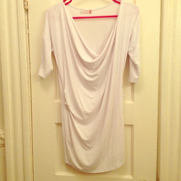 🎁❤️BUNDLED❤️🎁 Comfy white top