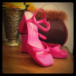 Hot Pink Heels!!