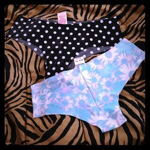 Victoria's Secret PINK No Show Hipster Panties