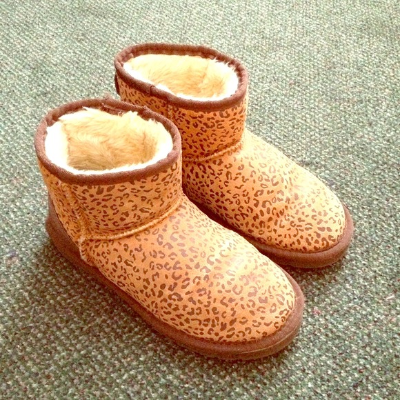 Shoes - Snow boots!✨✨