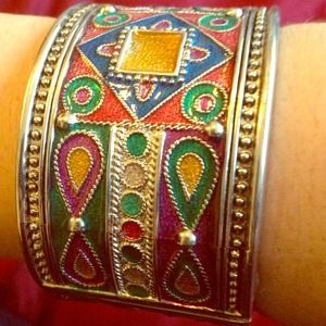 ❌🎁BUNDLED🎁❌Colorful silver bracelet.