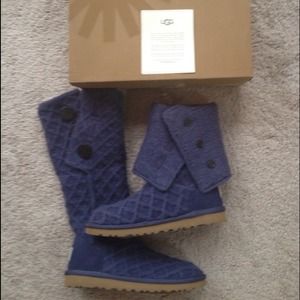 UGG "Lattice Cardy" Navy Boot -  Brand New!
