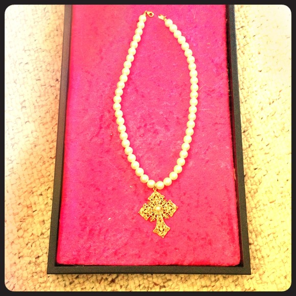 Premier Designs necklace