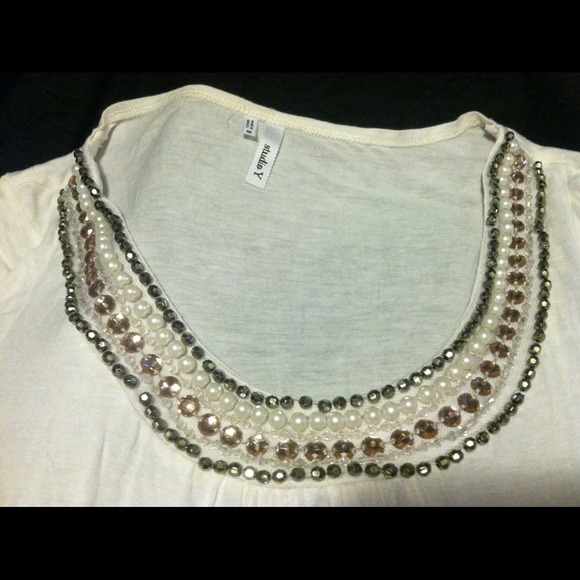 Cream top - Picture 2 of 2