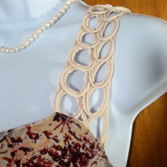 Beautiful & unique Boutique dress - Picture 2 of 4