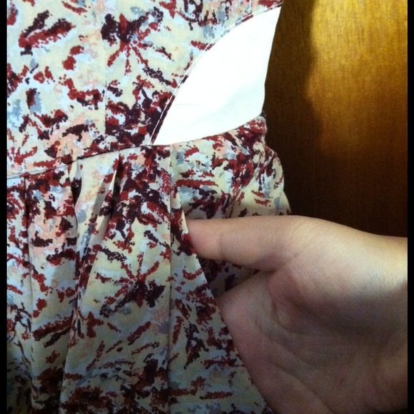 Beautiful & unique Boutique dress - Picture 4 of 4