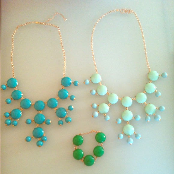 SOLD Teal and Mint bubble statement necklace