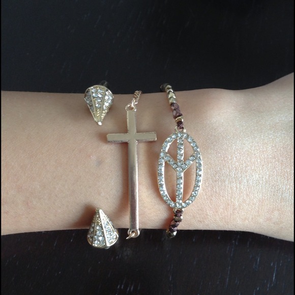 Peace bracelet - Picture 2 of 2