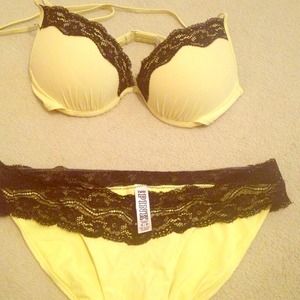 Sexy yellow lace bikini by Victoria's Secret.