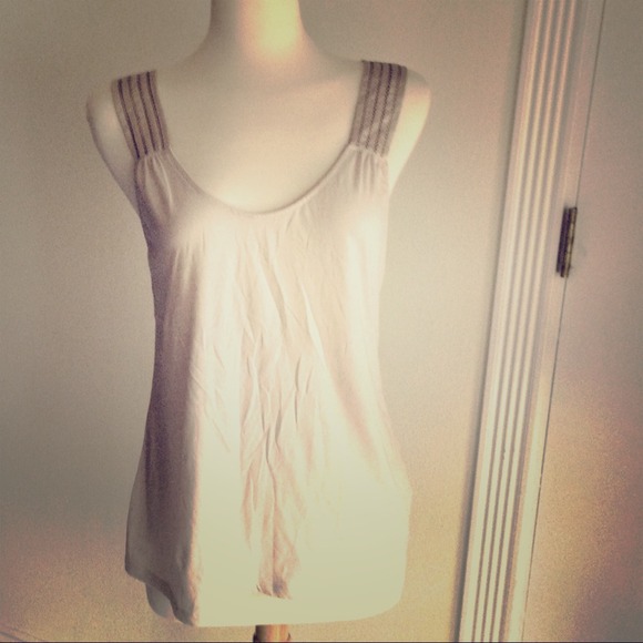 Gap Tank - Picture 1 of 4