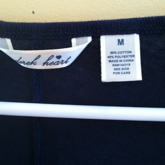 Top - Picture 2 of 2