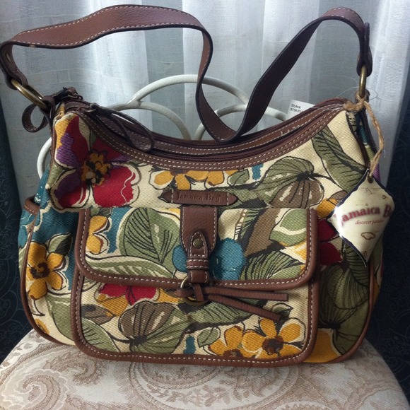 🚫SOLD🚫BNWT Floral Jamaica Bay Bag