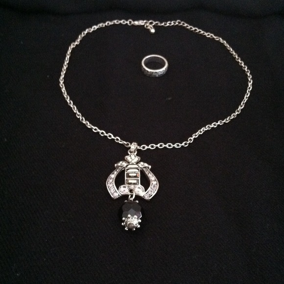 Fleur de Leur necklace and ring bundle