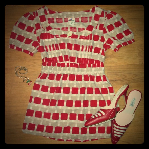 Steve Madden 8.5 Red Sneaker Pump Heels