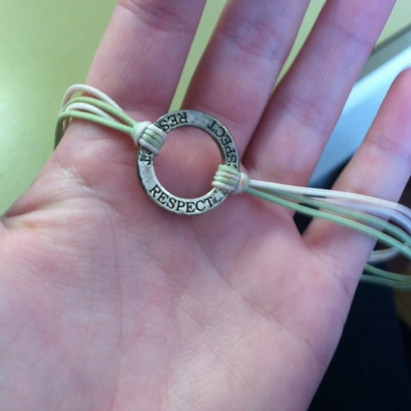 Cute choker necklace!