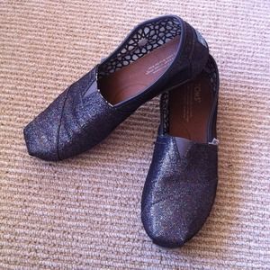 TOMS Pewter Glitter shoes