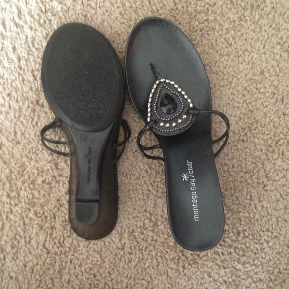 ❌BUNDLED❌🚚Jeweled sandal size 8.5 fits like an 8. - Picture 2 of 2