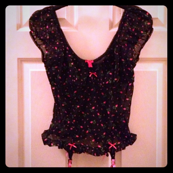 Betsey Johnson Intimates top! SUPER SEXY!!👄🌷🎀