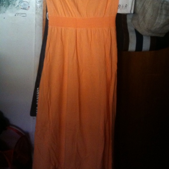 Light orange maxi tube dress - Picture 2 of 3
