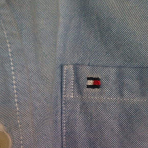 Tommy Hilfiger blue Oxford button down. - Picture 2 of 3