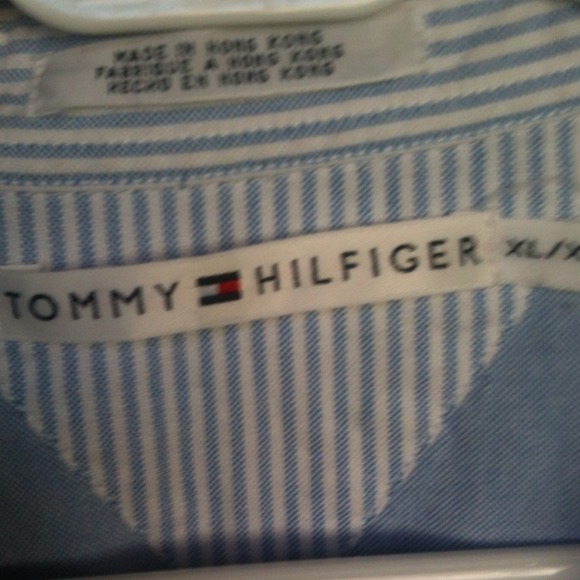 Tommy Hilfiger blue Oxford button down. - Picture 3 of 3